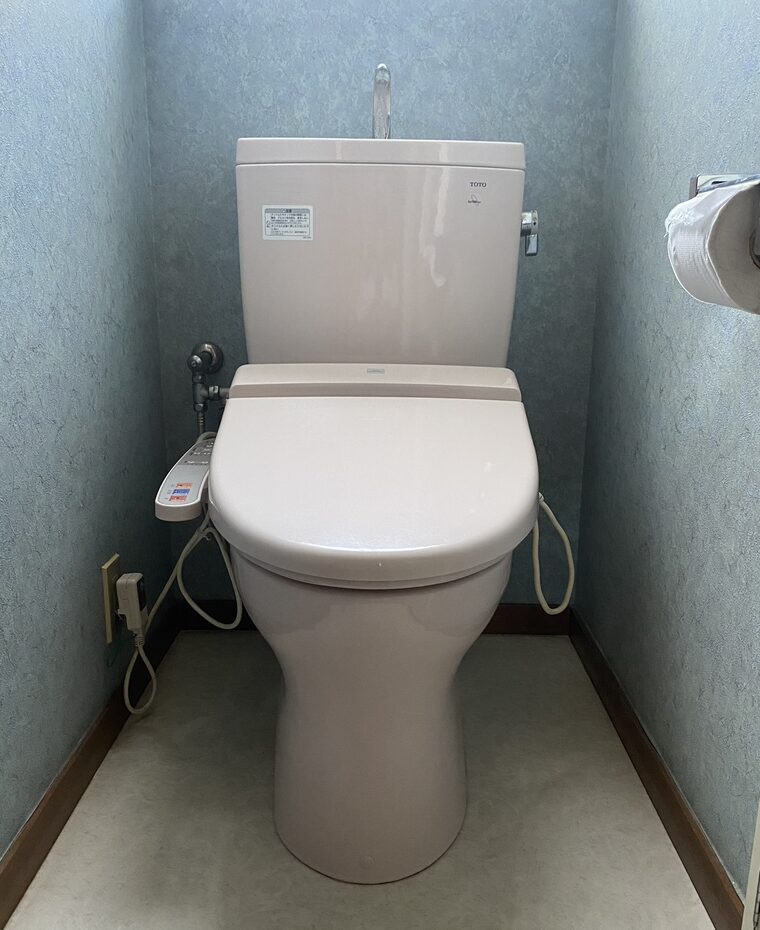 日高市高萩　トイレリフォーム　18万円（工事費込・税込）